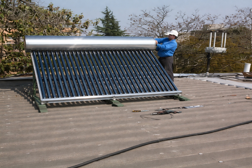 Diseño e Instalación de paneles y colectores solares