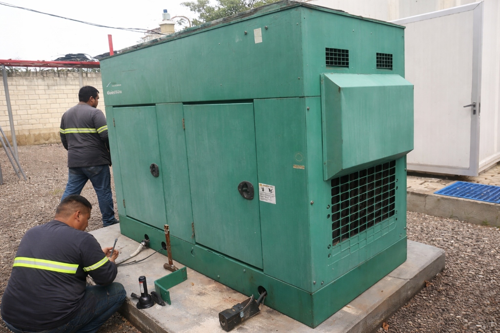 Mantenimiento de planta eléctrica